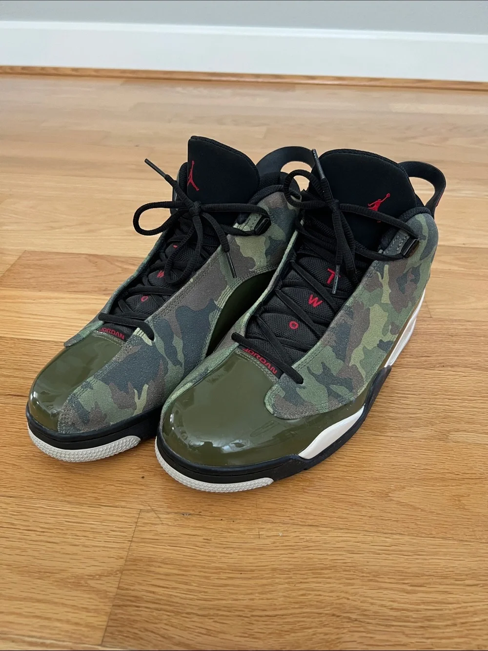 Jordan Camouflage Basketball Shoes in Olive Green and Black with Red Accents